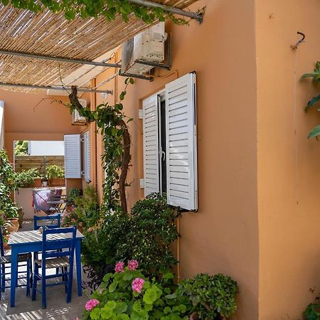 Katerina Rooms & Studios Palekastro Exterior foto