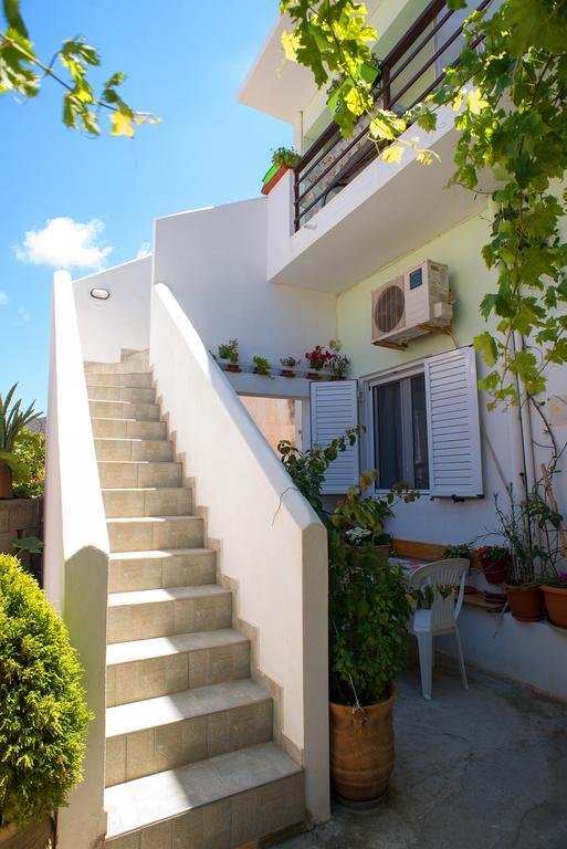 Katerina Rooms & Studios Palekastro Exterior foto